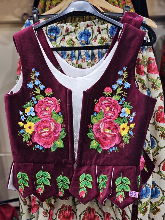 Piękny Gorset Góralski - haft w róże - Gorset regionalny Folk