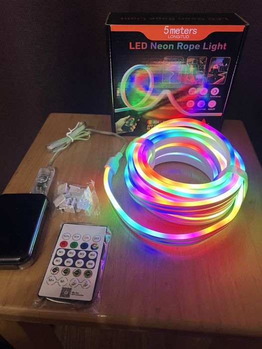 Розумна гнучка неонова стрічка 5 м неоновая  светодиодная RGB лента