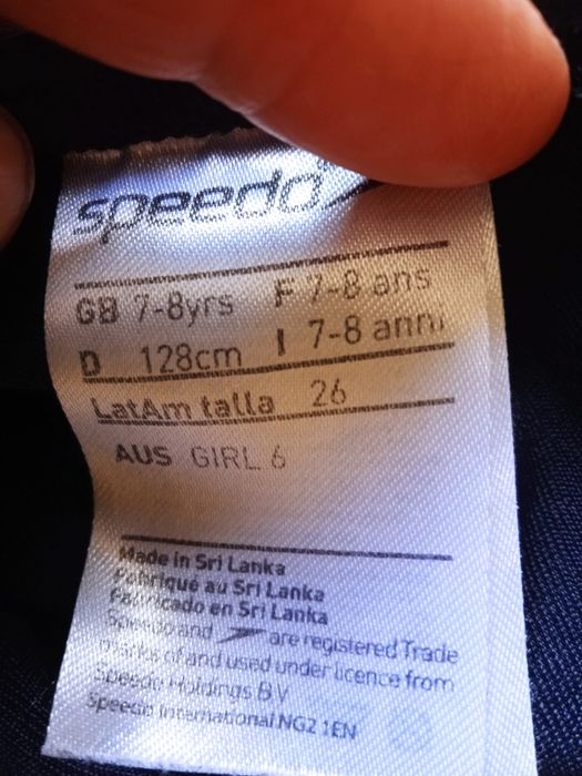 Купальники для бассейна, моря, аквапарка.на 7-8 лет