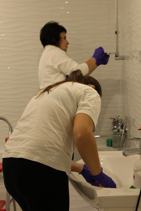 Прибирання будинків,офісів,квартир також після ремонту.