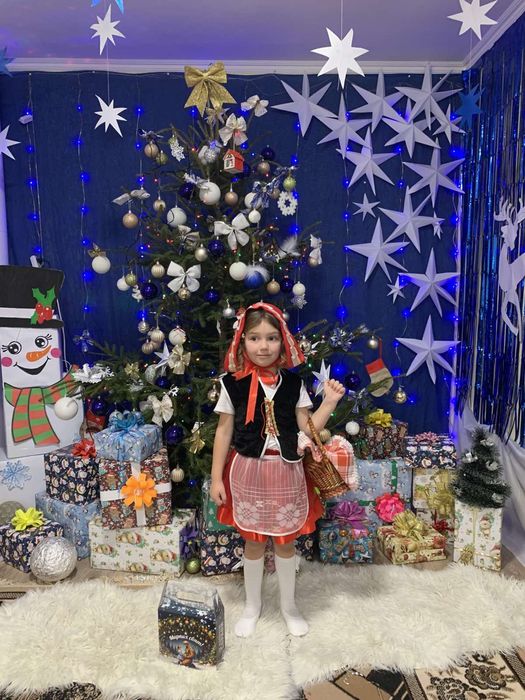 Костюм червоної шапочки