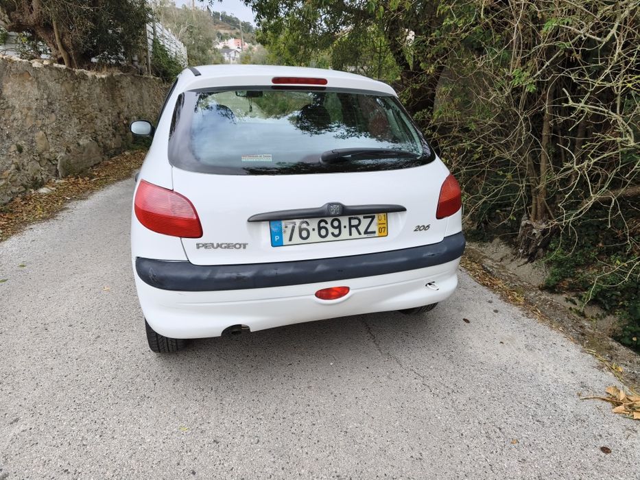 Peugeot 206 1.1 gasolina — photo 2