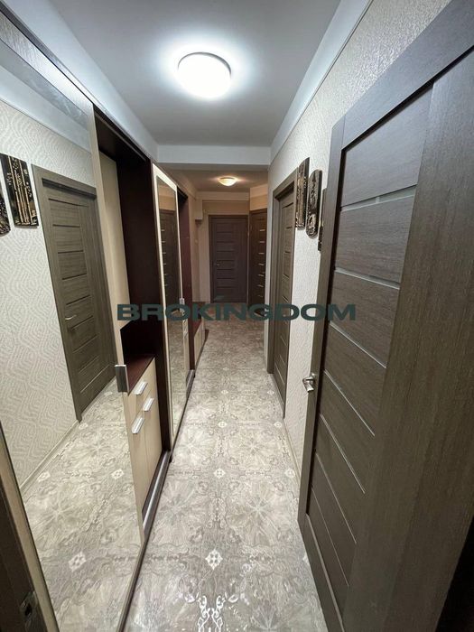 3-х кімнатна квартира. Виноградар..