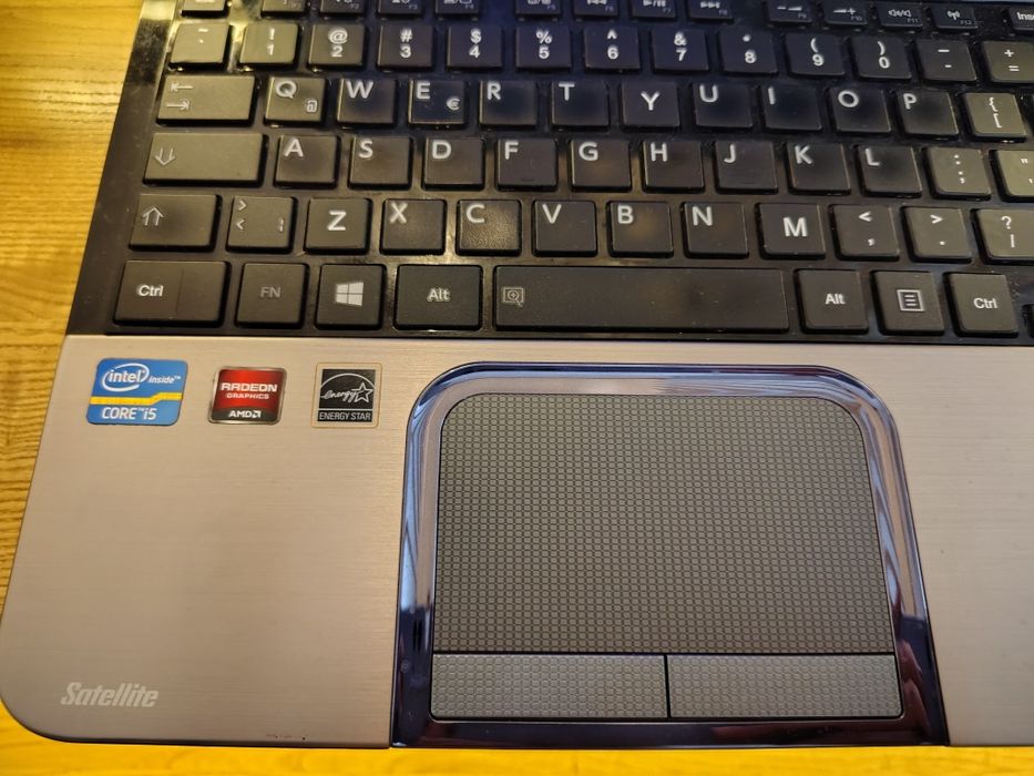 Laptop Toshiba Satelite L855-15u 8GB