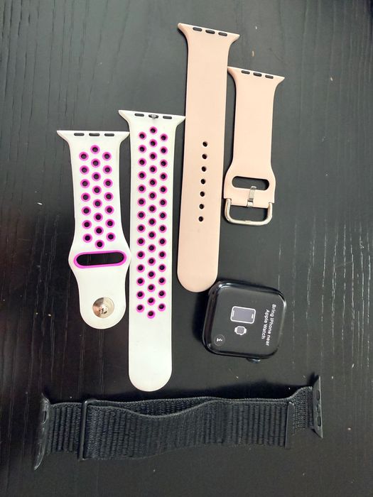 Apple Watch 45mm  9 GPS Midnight