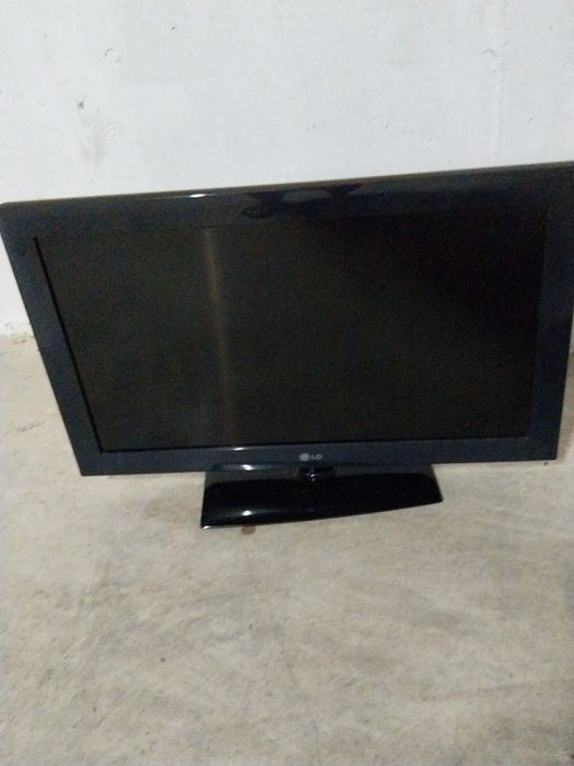 2 Televisores LG e Sony com alguns problemas