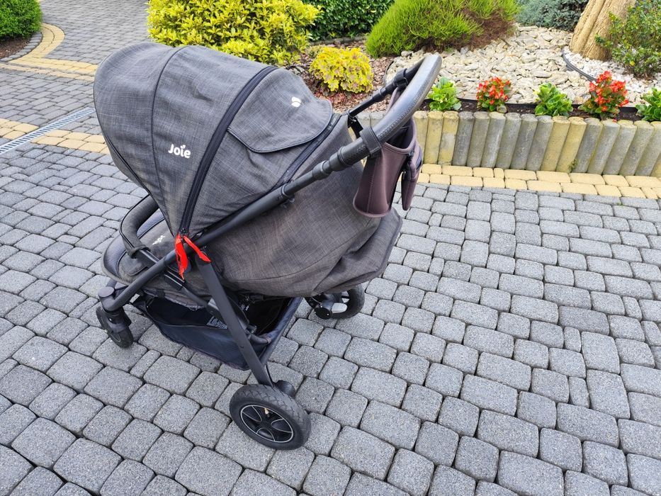 Wózek spacerowy Jole Joie