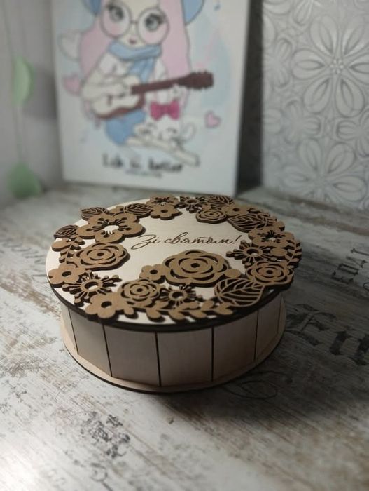 Коробочка кругла