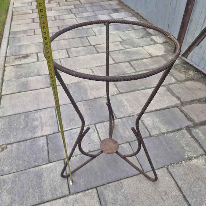 Kwietnik metalowy prl