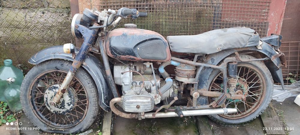 Продам мотоцикл Днепр 11