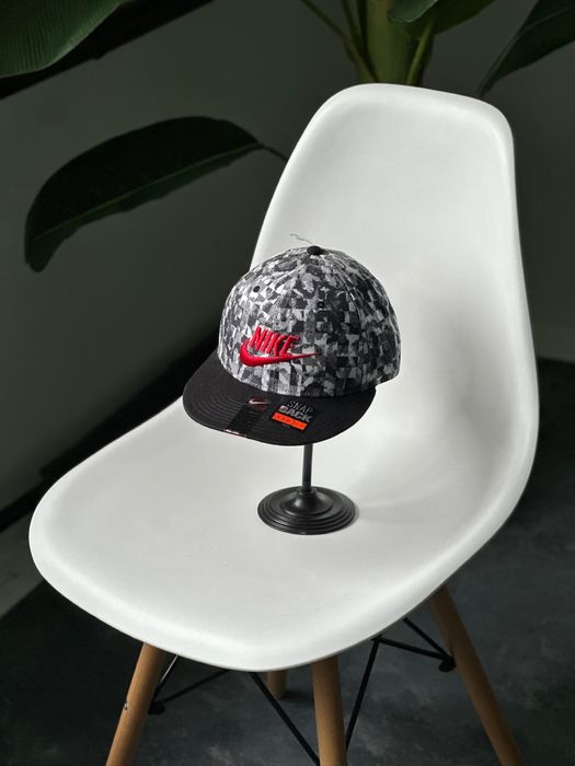 Оригінал! Nike Snapback кепка нова!