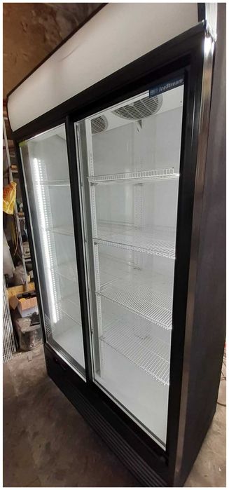Холодильна шафа вітрина UBC Large 950 Сірий, стан супер. Гарантія.