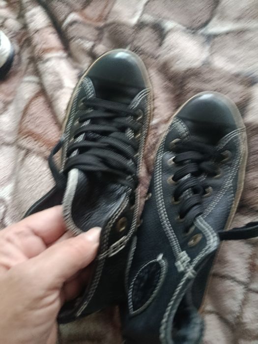Жіночі спортивні черевики фірми CONVERSE
