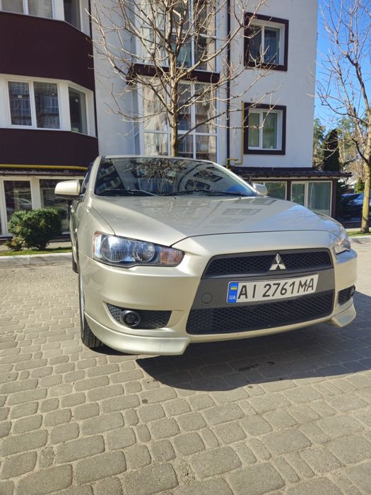 Продам Mitsubishi lancer