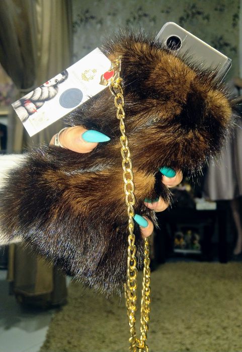 Capa p. Telemóvel em pêlo verdadeiro de Vison