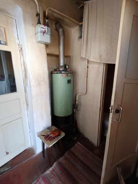 Продажа трёх комнатного жилкопа.  Б мо 20 тыс долларов .рская мало мор