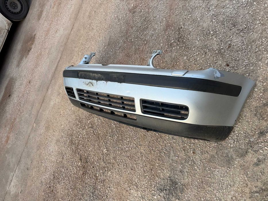 Peças Golf IV 1.4 90 cv desde 25 € — portas, capô e para-choques