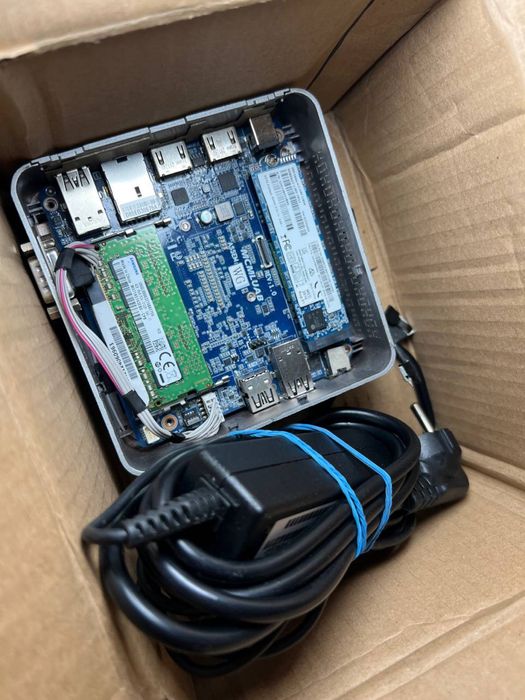 Terra PC Micro 6000 v4 i5 10210U DDR4 4GB SSD 128GB БУ