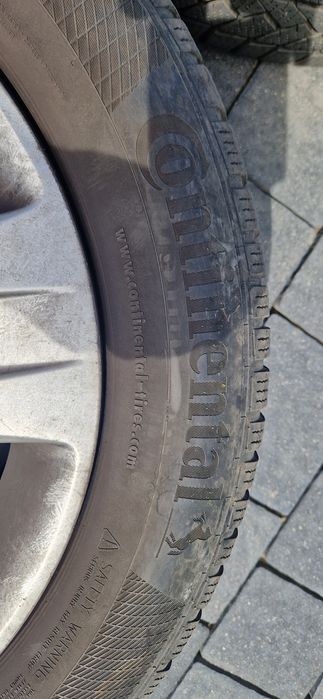 Opony zimowe felgi kołpaki komplet