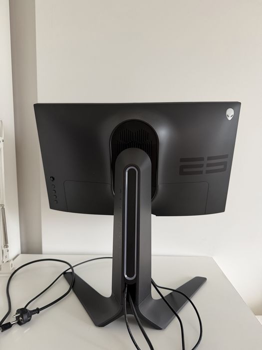 Monitor Dell Alienware AW2521H 360 Hz