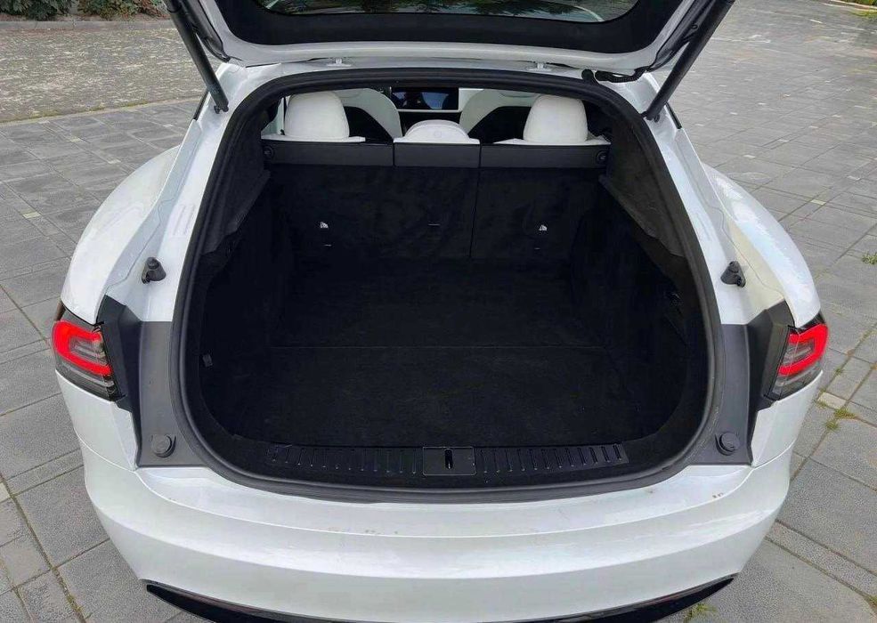 Tesla Model S 2022