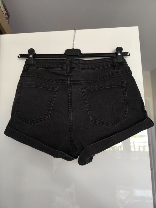 Czarne szorty Forever 21