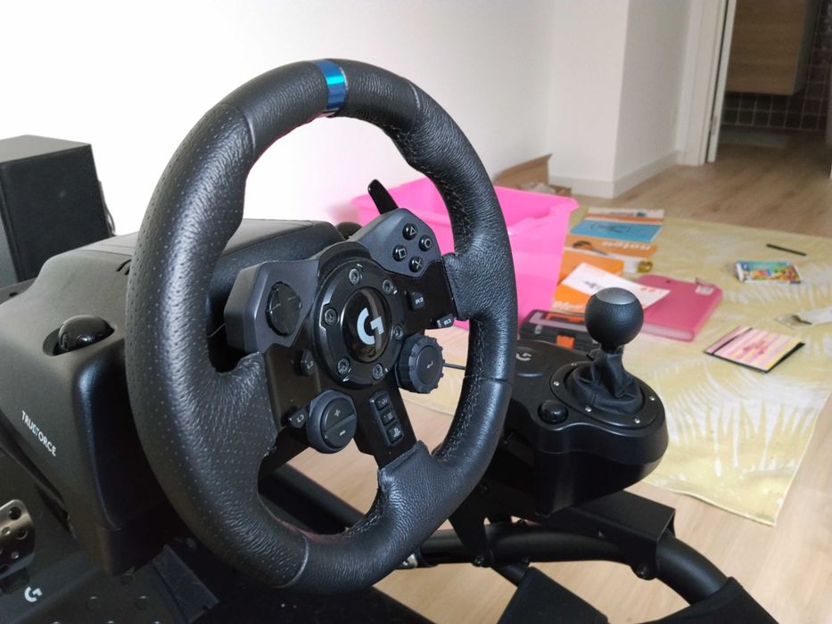 Vendo Cockpit Playseat e Bundle Volante LOGITECH G923 SE + Shifter