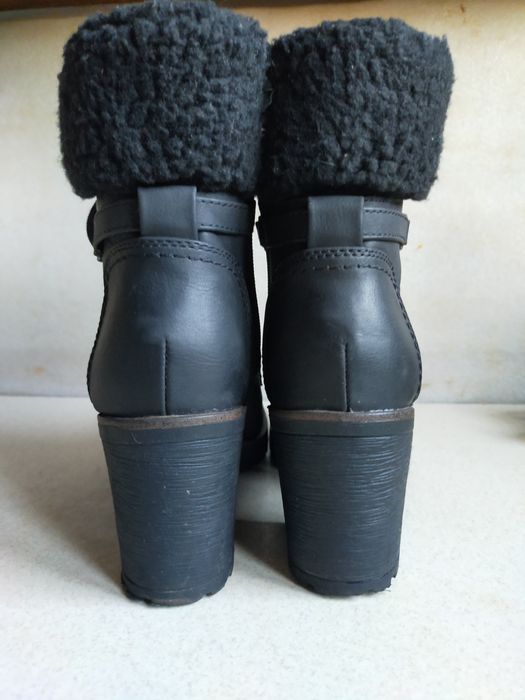 Buty zimowe Botki kozaki Hichland Creek ocieplane 37