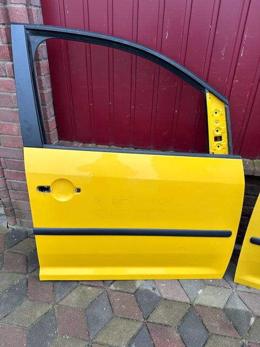 Дверка Двері Ліва Права VW Volkswagen Caddy Ідеальний Стан