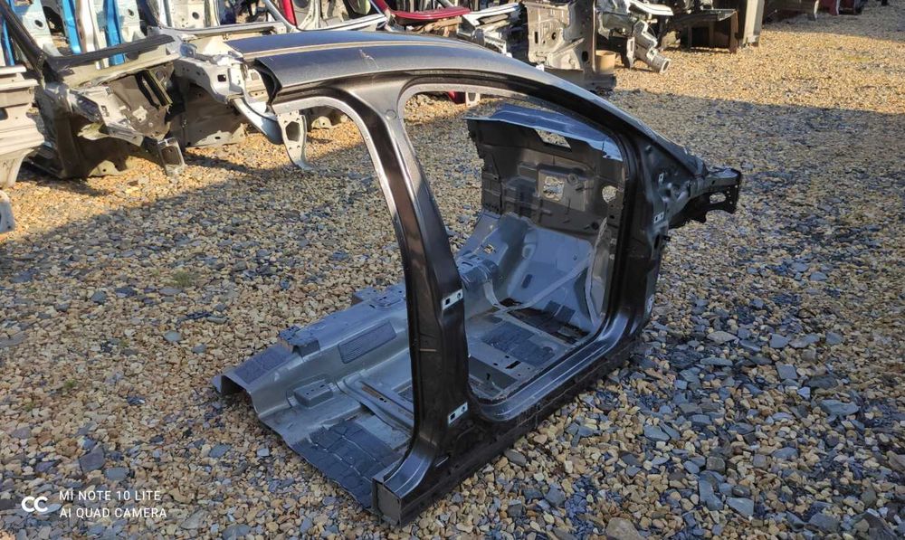 Четверть Ford Focus Mk3 крило кузов разборка