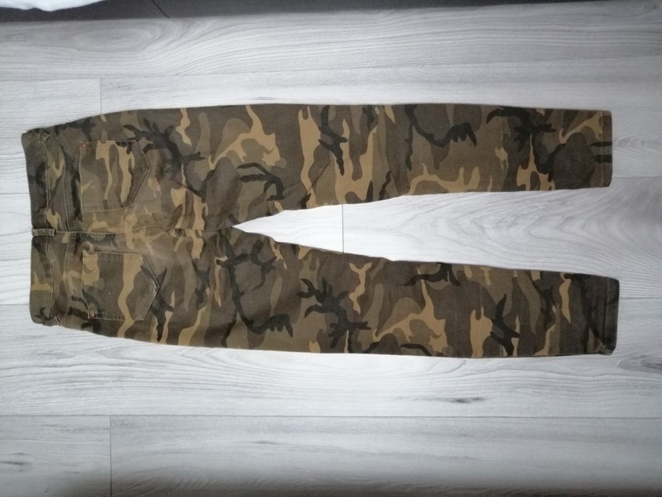 Spodnie młodzieżowe