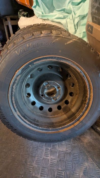 Шини з  дисками 175/65 r14