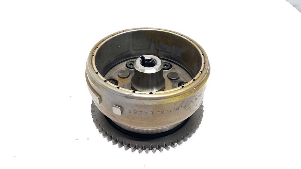 Honda xr125 Magneto z wolnym kołem rozrusznika czesci