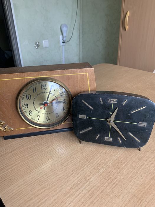 Часы Янтарь и Маяк.Торг!