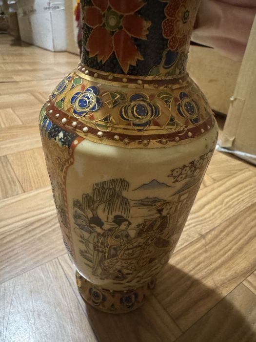 Porcelanowy wazon ozdobny. Okazja!