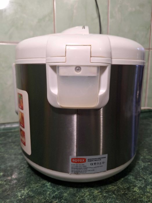 Мультиварка ROTEX RMC510-W
