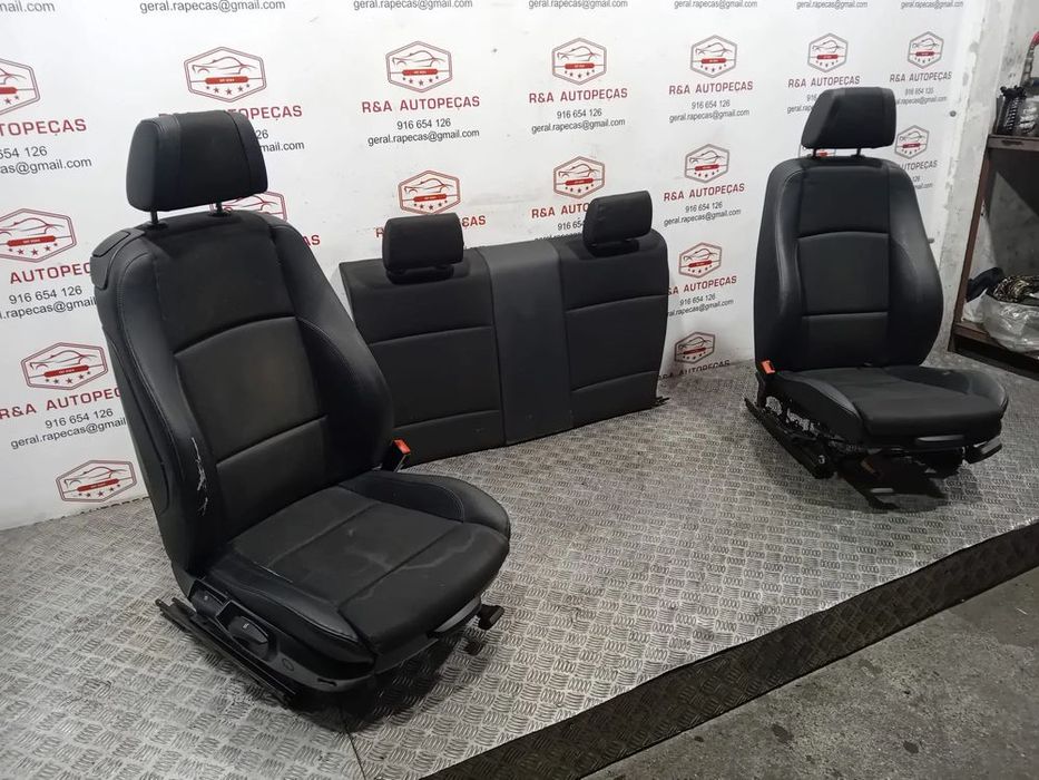 Conjunto de Bancos BMW Série 1 E82 Pack M Pele Original