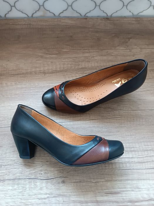 Wygodne półbuty czółenka 37 skóra AgA