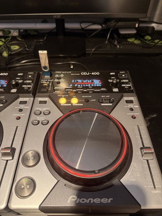 Par de Leitores Pioneer CDJ-400 - Estado Impecável / Excelente Conservação