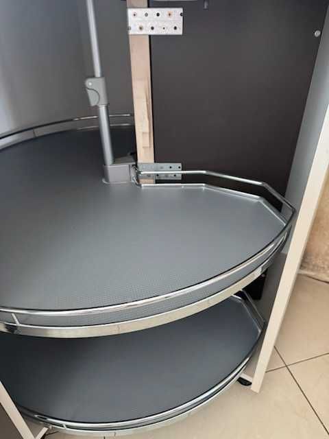 Kosz obrotowy narożny  90*90 Kessebohmer