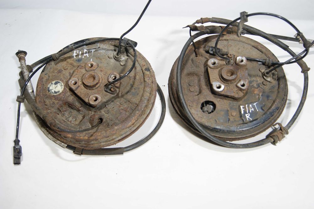 Кулак задний цапфа со ступицей Fiat Grande Punto 2004-2013