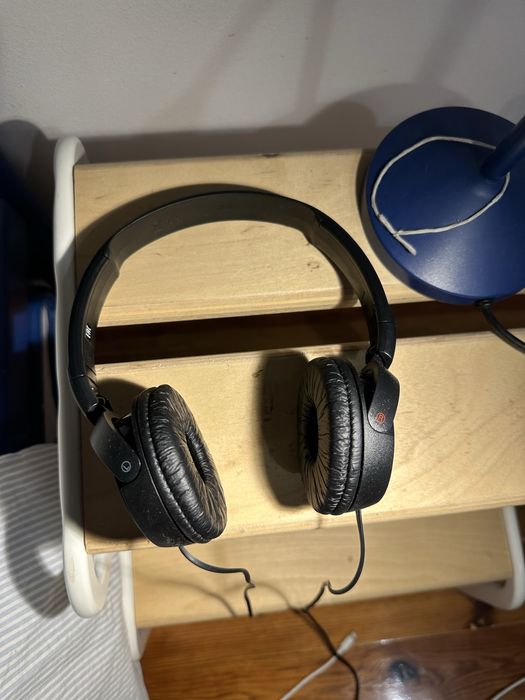 Headphones SONY com fio