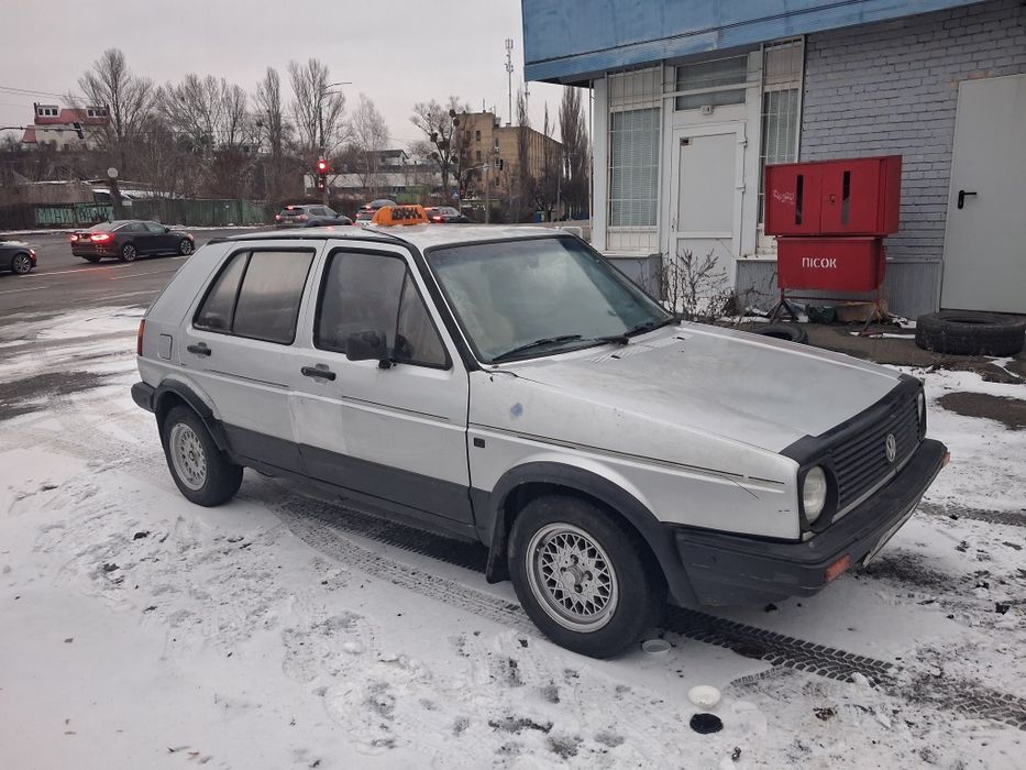 Авто На ходу   1.6 МОТОР

ГАЗ  бензин

По тез  паспорту

Доп фотки и видео скину

Оставить номер я сам наберу  .