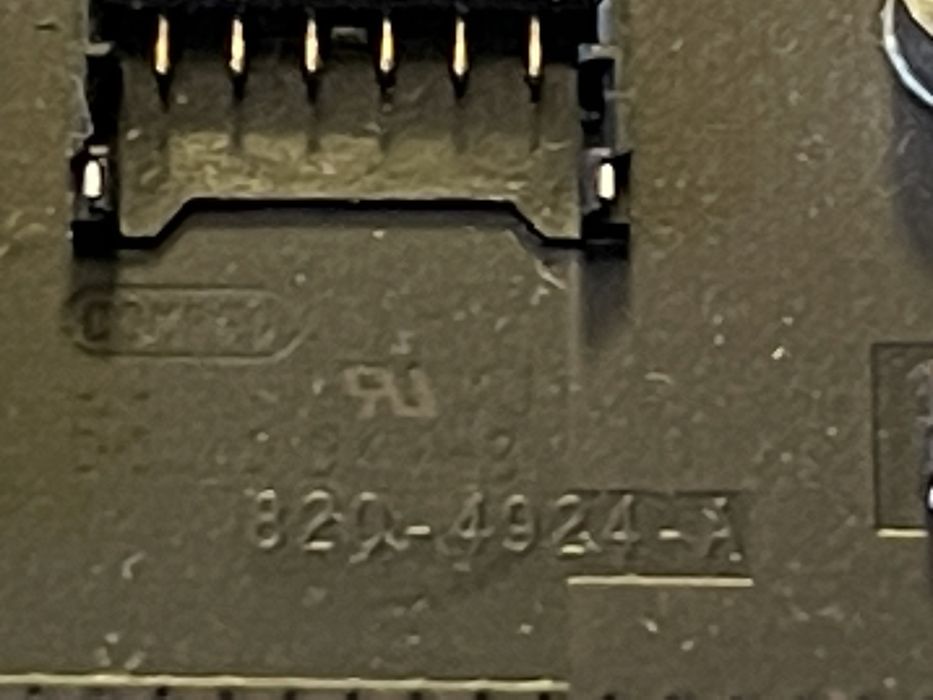 Macbook Pro retina A1502 - avariado para peças