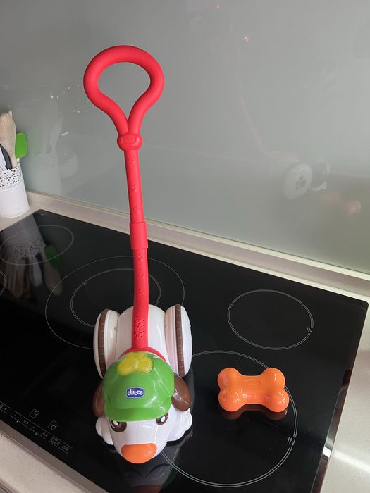 Brinquedo CHICCO Cão com Osso