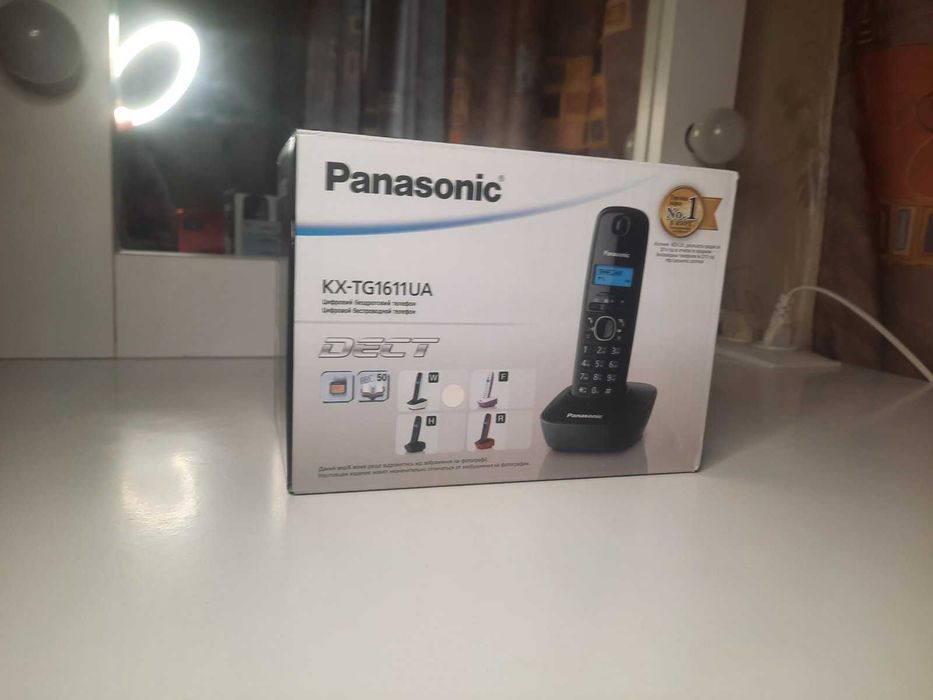 Домашній телефон Panasonic TG1611UAW