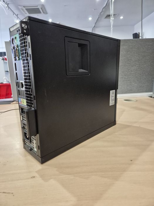 Komputer stacjonarny intel i7, Windows 10, 16 GB ram, Nowy dysk 256 gb