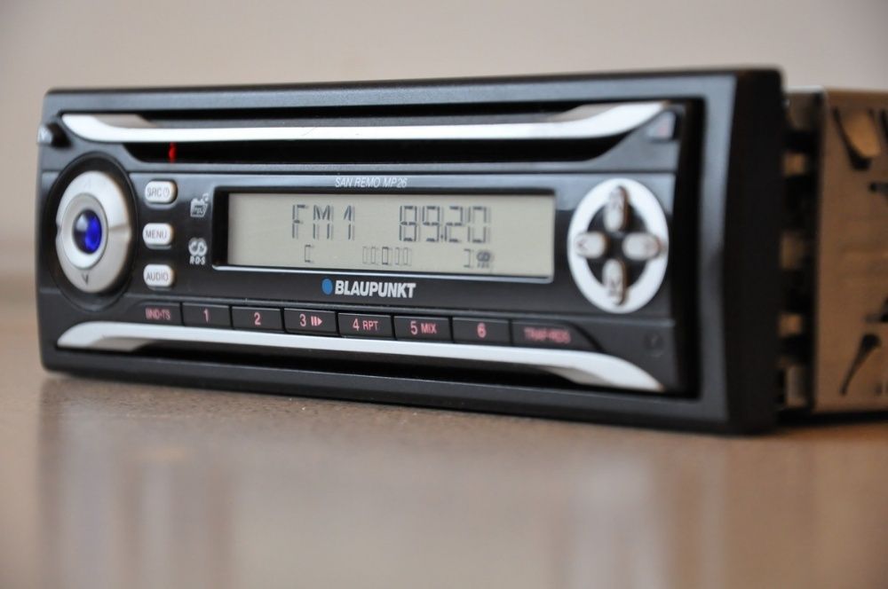 Radio samochodowe Blaupunkt San Remo MP26 RDS FM 30 stacji CD MP3
