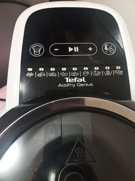 ActiFry Genius Snacking Tefal usada