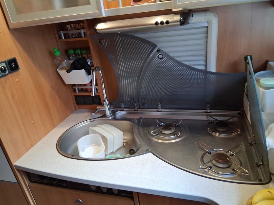 Autocaravana integral dethleffs advantage